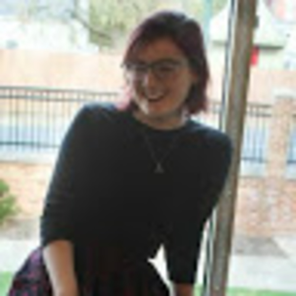 Meet your Posher, Elizabeth
